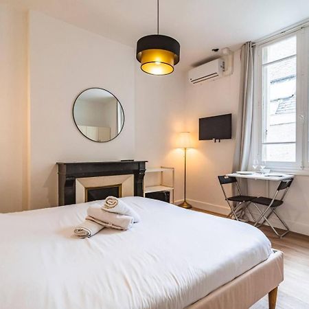 Pink, Appartement En Plein Coeur De 兰斯 外观 照片