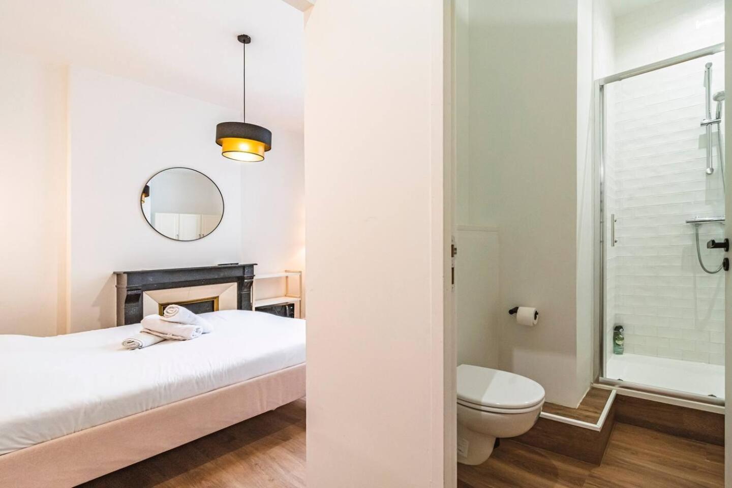Pink, Appartement En Plein Coeur De 兰斯 外观 照片
